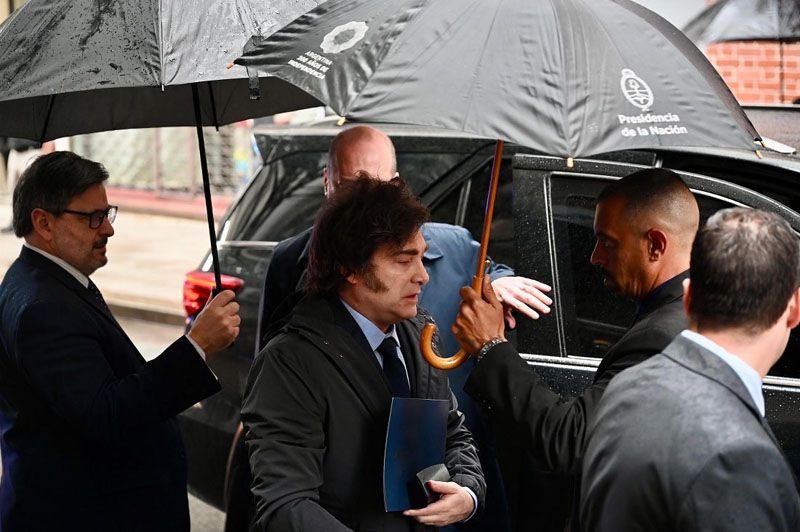 La Oficina Anticorrupción investigará si Milei incumplió la Ley de Ética Pública