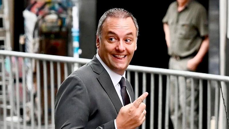 Adorni: casi 250 empleados y un presupuesto de $30 mil millones