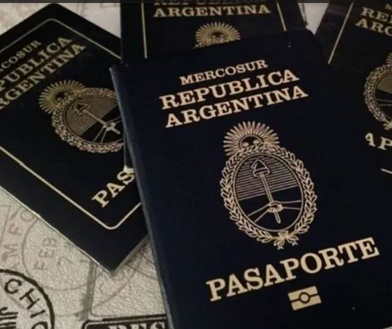 WhatsApp para verificar pasaportes 