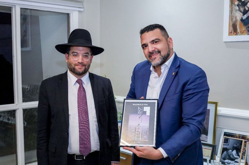 Vuoto recibió al Gran Rabino de AMIA