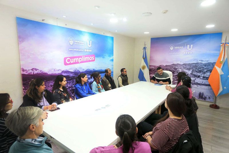 Vuoto recibió docentes y directivos de las Escuelas Experimentales Municipales