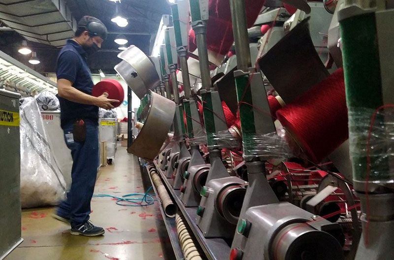 Fuerte caída en la producción textil