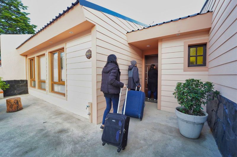 Martínez defendió los alquileres temporarios  