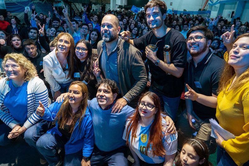 Masiva convocatoria juvenil 