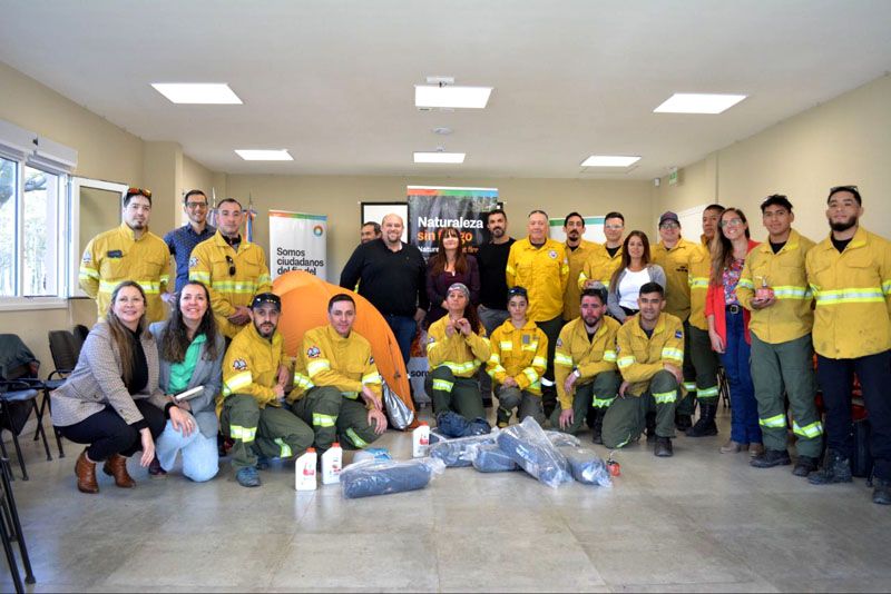 Entregan insumos a brigadistas