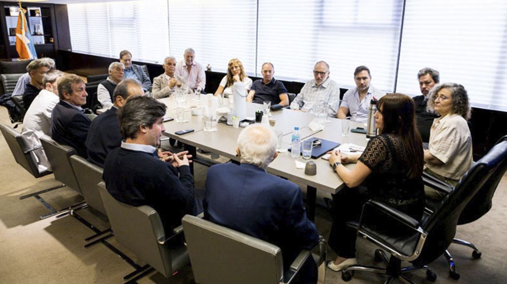 El Gobierno ratifica su apoyo al sector textil 