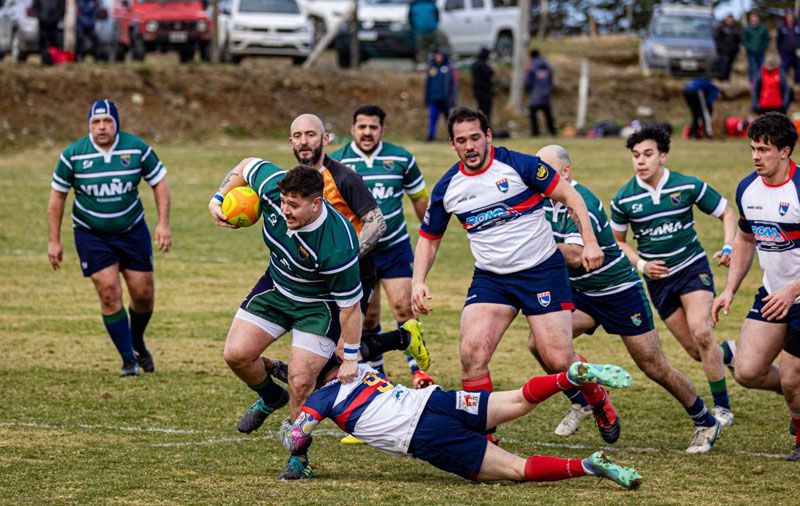 Colegió lo remontó ante el URC