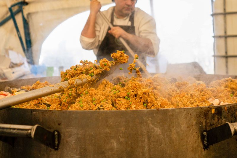 GDS vuelve a cocinar su paella gigante para 15 mil personas