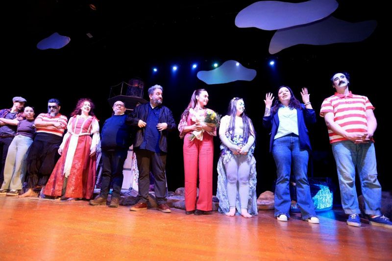 Se estrenó la obra teatral ‘La Espuma del Mar en la Isla del Silencio’ 