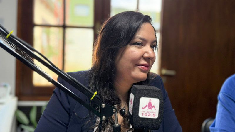 Más de 20 mil vecinos celebraron el desfile del 12 de Octubre