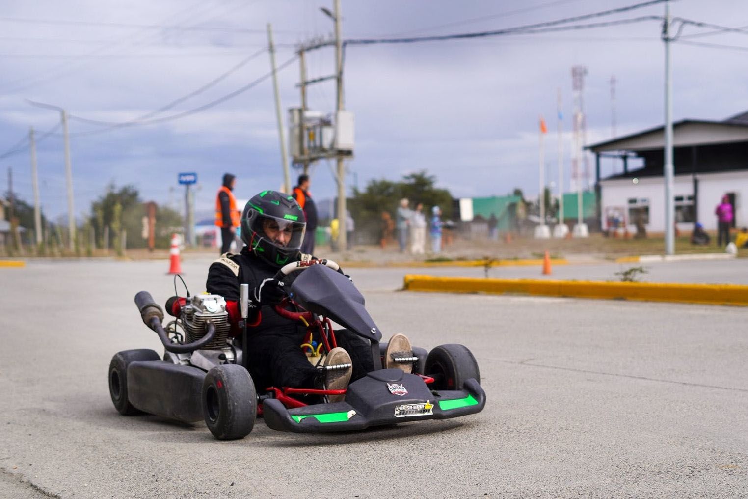 Se corre el Master de Pilotos callejero en Tolhuin