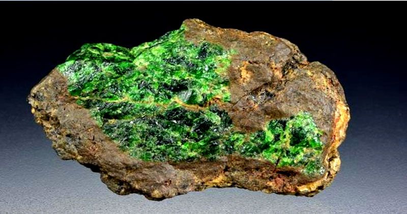 Encuentran en la Antártida el mayor meteorito en 25 años