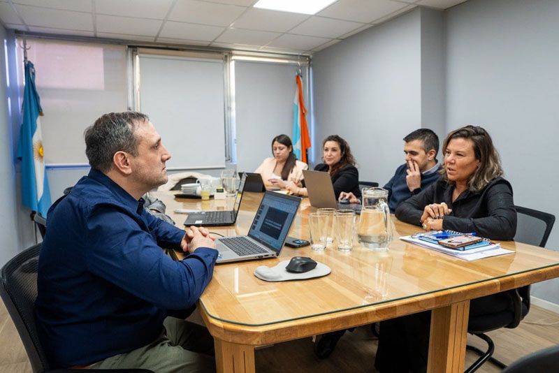 Provincia y municipios buscan acercar posiciones