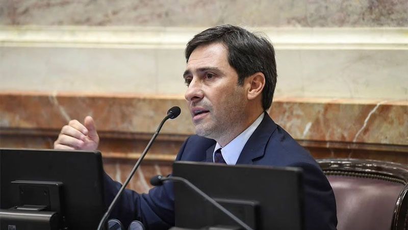 Adorni: el PRO en el Senado amenaza con votar una remoción