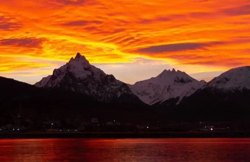 El invierno trajo su paleta de colores… pero olvidó el blanco | Diario del Fin del Mundo