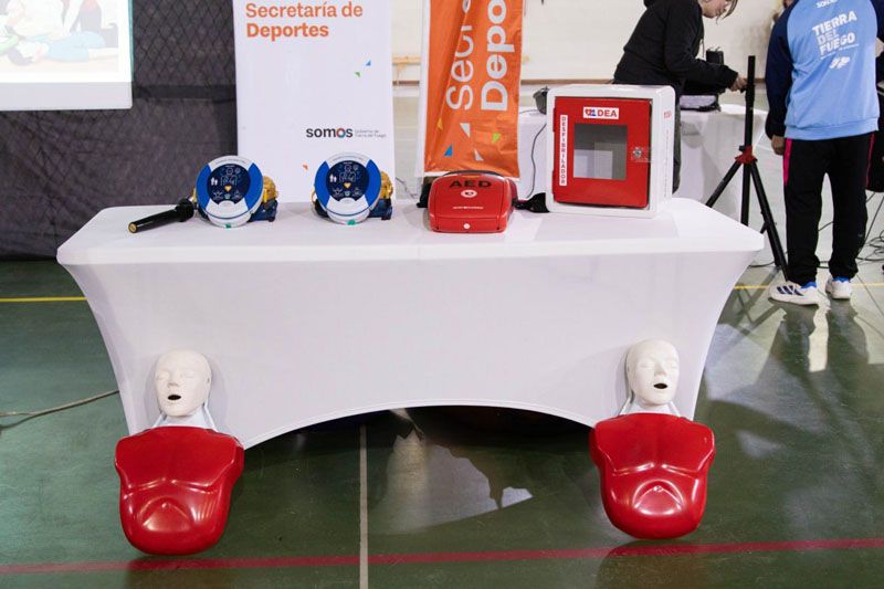 Se capacitó a 300 personas en RCP | Diario del Fin del Mundo