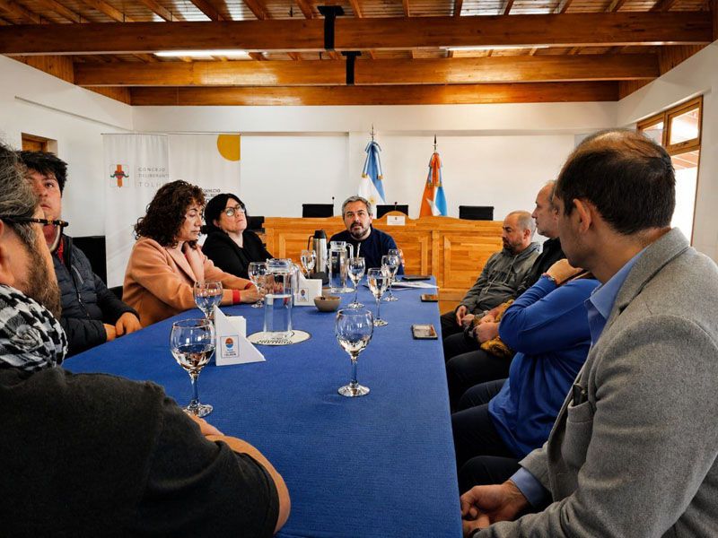 Cobro de deudas e inversiones en Tolhuin 