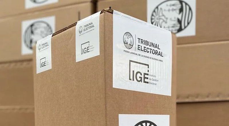 Cuatro de cada 10 argentinos rechazan a Milei y al kirchnerismo
