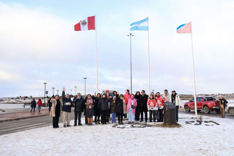 Ushuaia conmemoró la Independencia del Perú