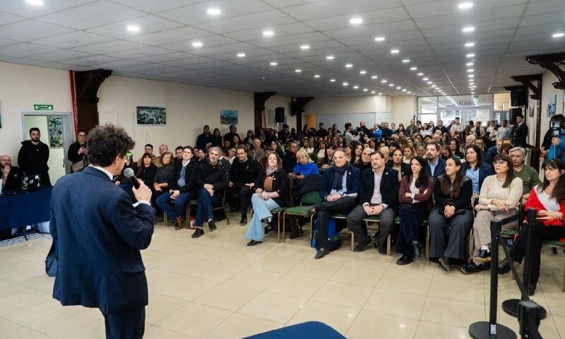 Buscan fortalecer políticas públicas para la vejez | Diario del Fin del Mundo
