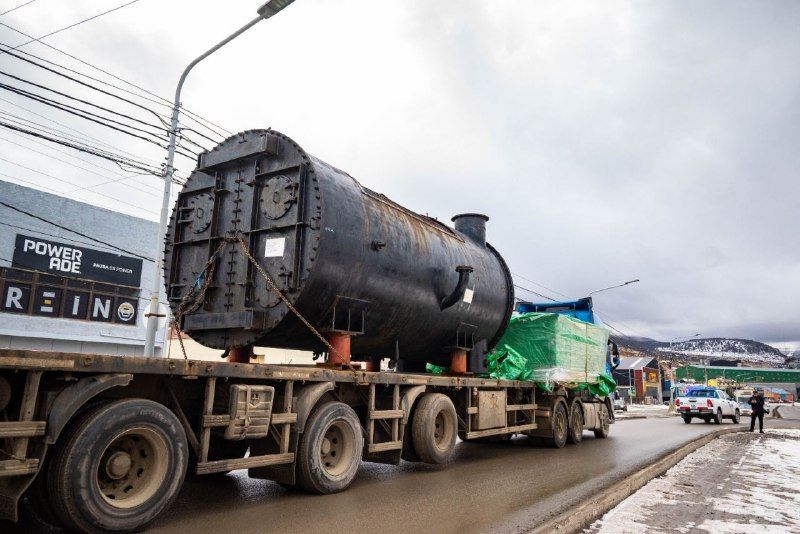Continúa el operativo vial por el traslado de la usina | Diario del Fin del Mundo