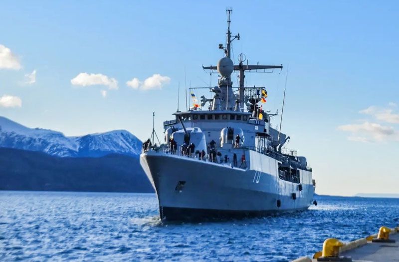 El ARA Brown hizo escala en Ushuaia