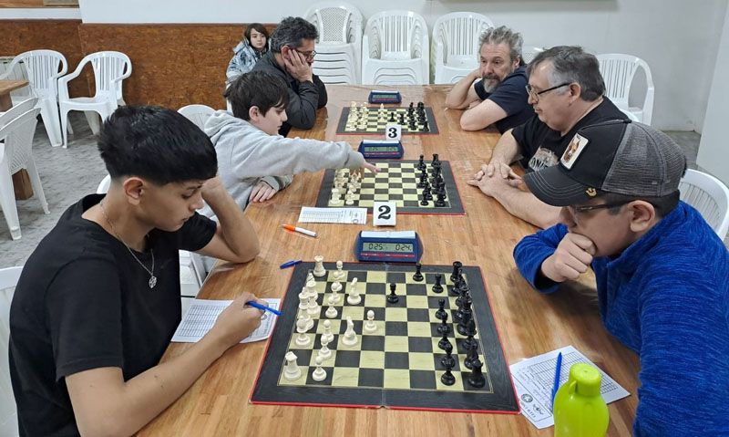 Agustin Luna se quedó con el Torneo 34° Aniversario