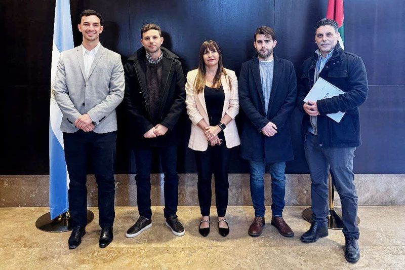 En busca de inversiones y nuevos mercados 