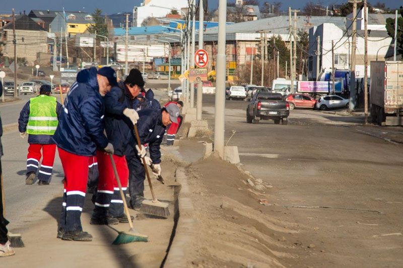 Ponen en marcha un operativo de limpieza integral 