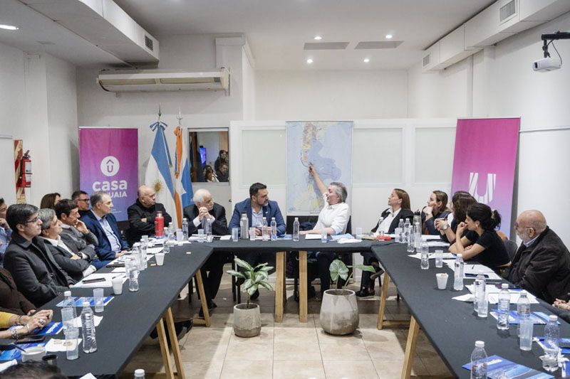 Vuoto llevó Malvinas al Congreso y propuso crear una comisión bicameral