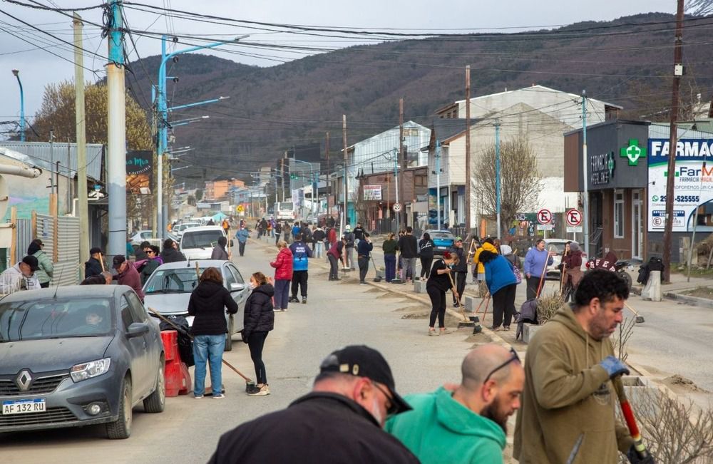 Intensifican la limpieza y puesta en valor de espacios