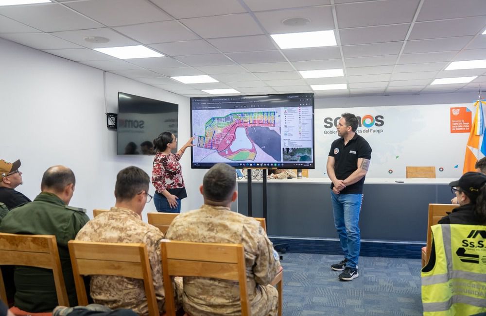 Simulacro de evacuación por sismo y tsunami