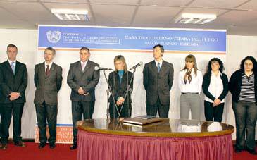 Juró parte del nuevo Gabinete de Gobierno