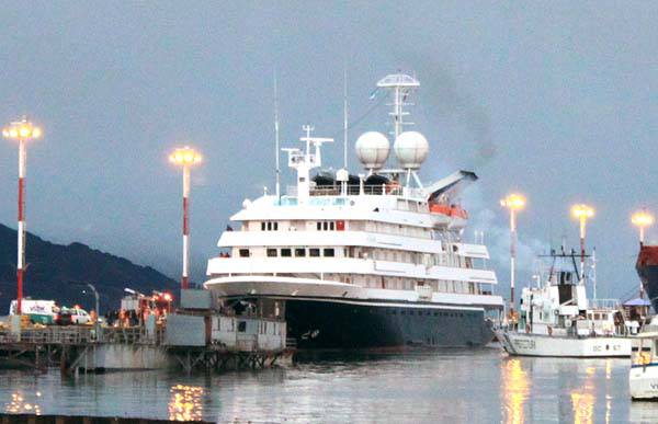 Arribó a Ushuaia el buque Clelia II