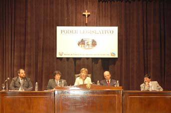 Ríos repasó logros, anunció medidas de desarrollo y una fuerte inversión en obra pública