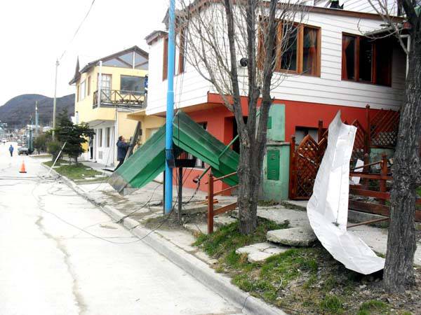 Importantes daños por el viento