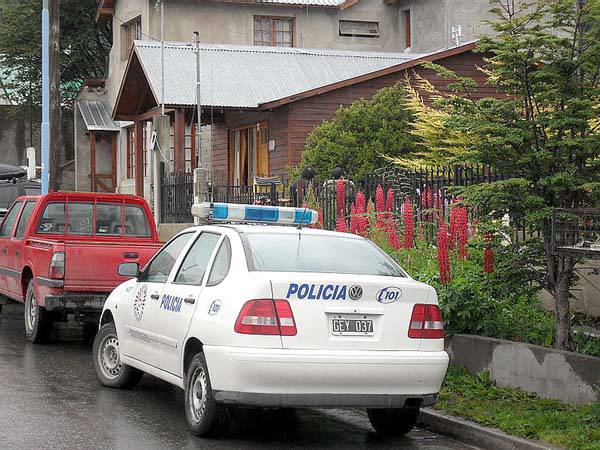 La Policía secuestró cuatro plantas de marihuana