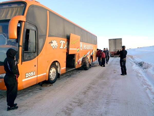 No voy por tierra, tampoco en avión