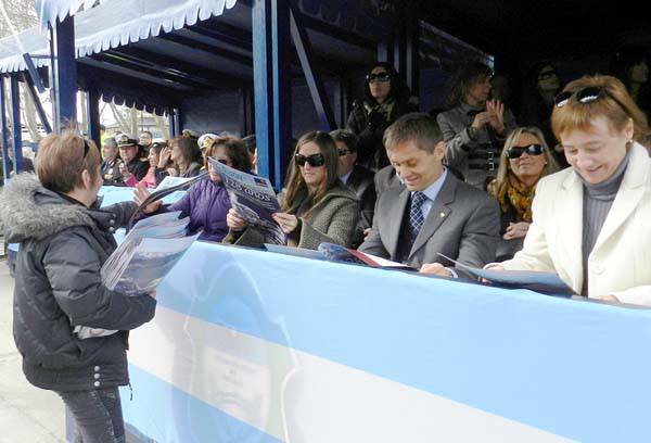 Confirmado: Fabiana lee el diario del Fin del Mundo (por lo menos una vez al año)