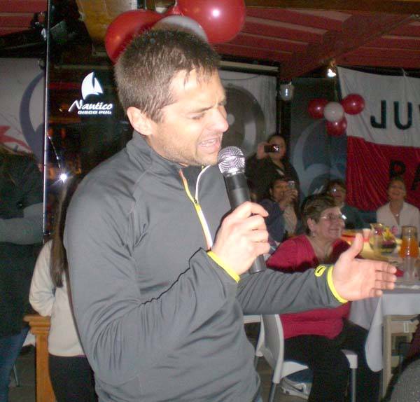Intendente, maratonista y cantante