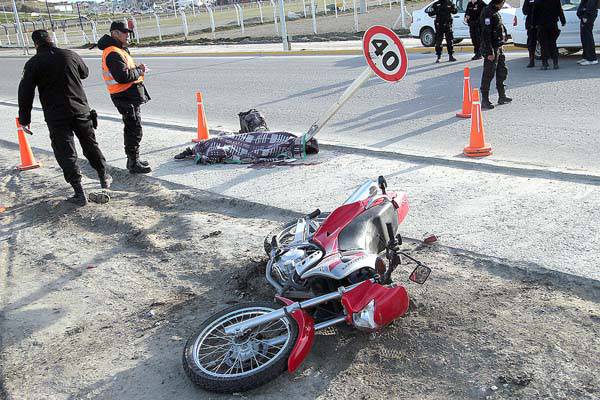 Motociclista muerto en fatal accidente