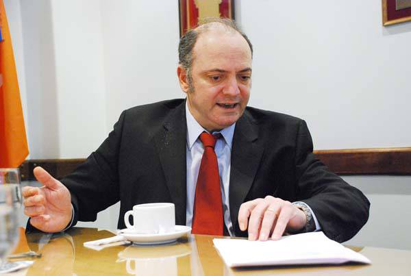 Para Sagastume y Muchnik, “las expresiones de Martínez equivalen a un insulto”