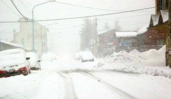 Por las nevadas, se paraliza Ushuaia