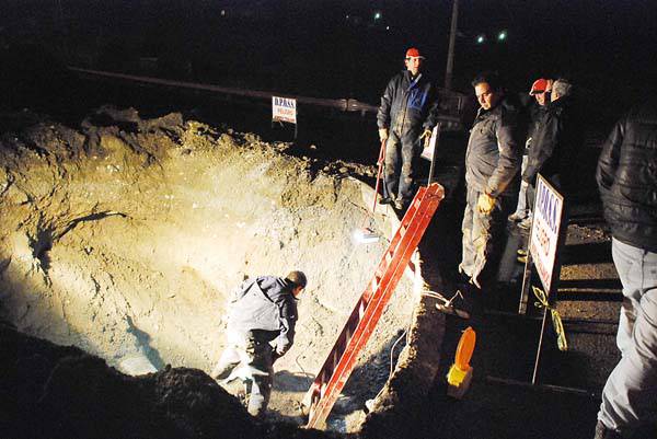 Trabajadores de la DPOSS librados a su suerte