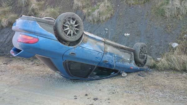 Impresionante vuelco camino al Hotel Arakur