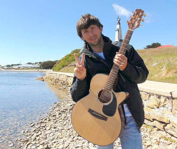 Un diputado salteño cantará en Malvinas