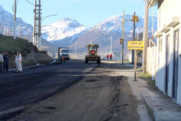 Concluyó la repavimentación de la avenida Perito Moreno