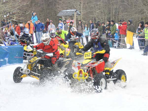 Se corre el ATV Snow Race en Haruwen