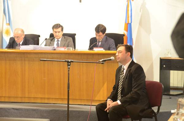 “Un memorex a la derecha” 