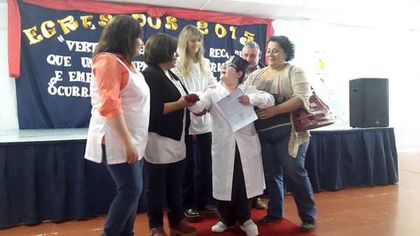 Egresaron más de 30 alumnos de la Kayú Chénèn 